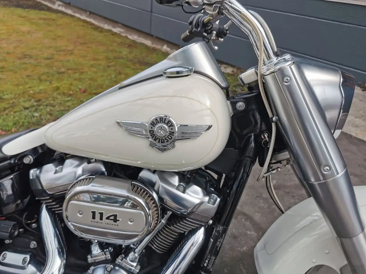 Harley-Davidson Fat Boy 114| 1. Hand| 18.000€ Umbaukosten! Blanc - 2