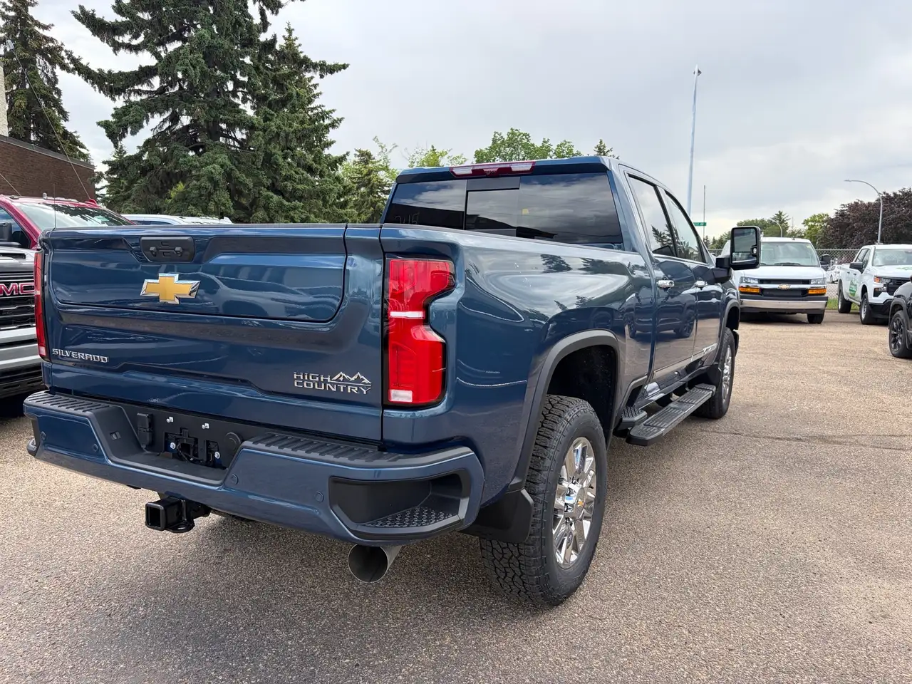 Chevrolet Silverado 3500 photo Chevrolet Silverado 3500