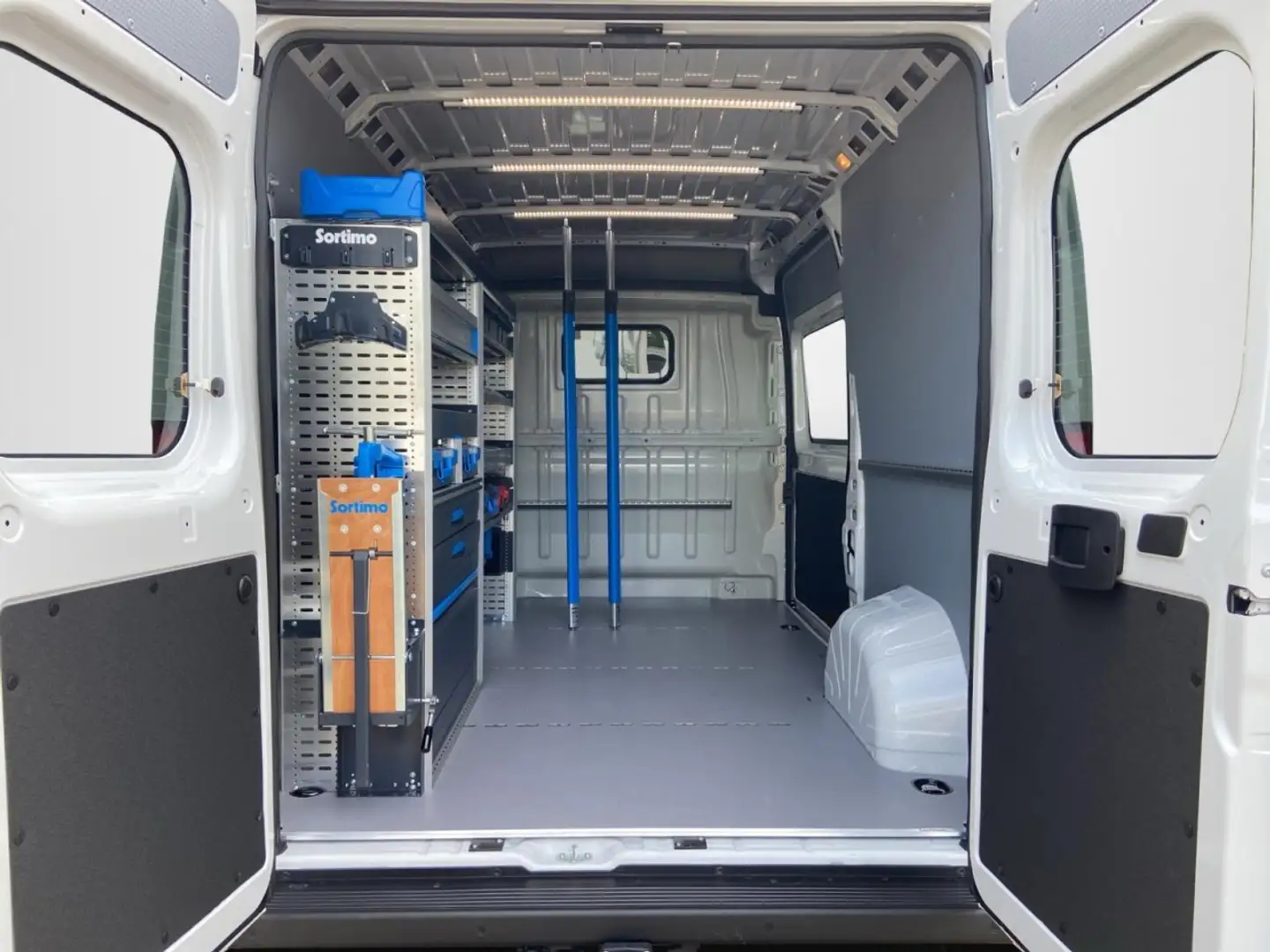 Fiat Ducato 33 L2H2 inkl Sortimo Laderaumausbau Klima Blanco - 1