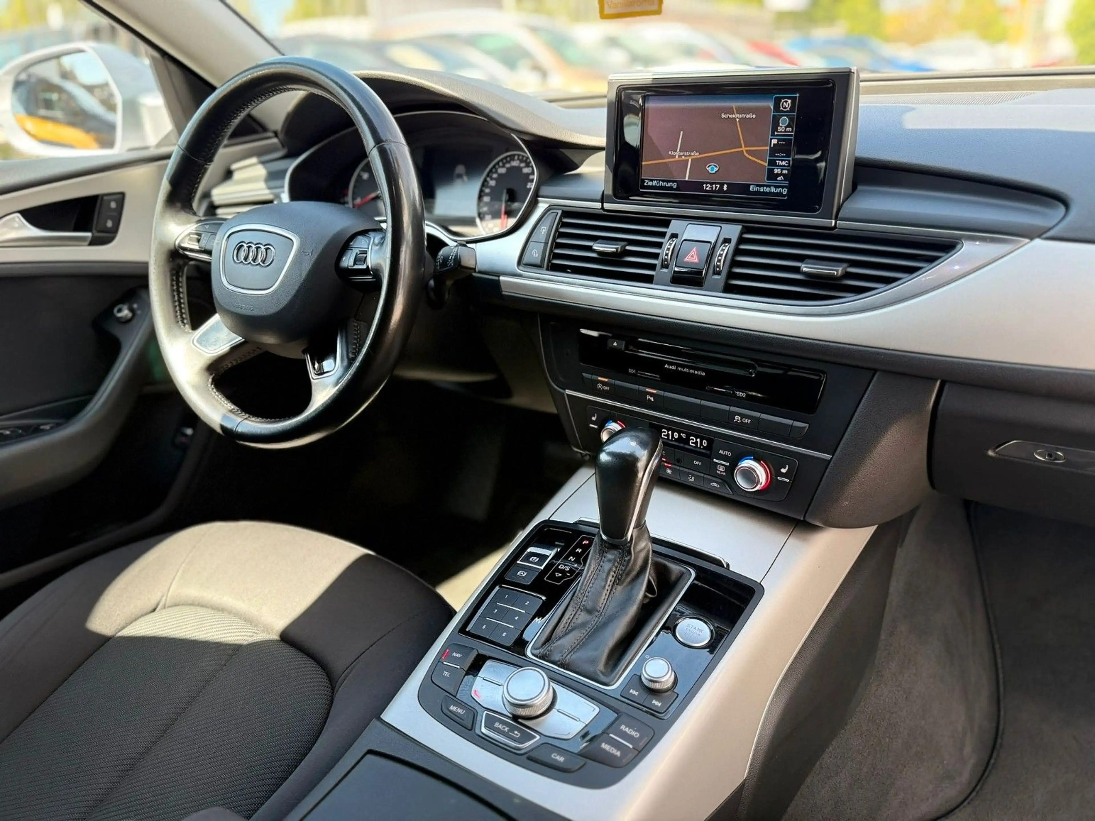 Audi A6 Avant 2.0 TDI ultra*KAMERA*AHK*TEMPOMAT*SHZG* — photo 9