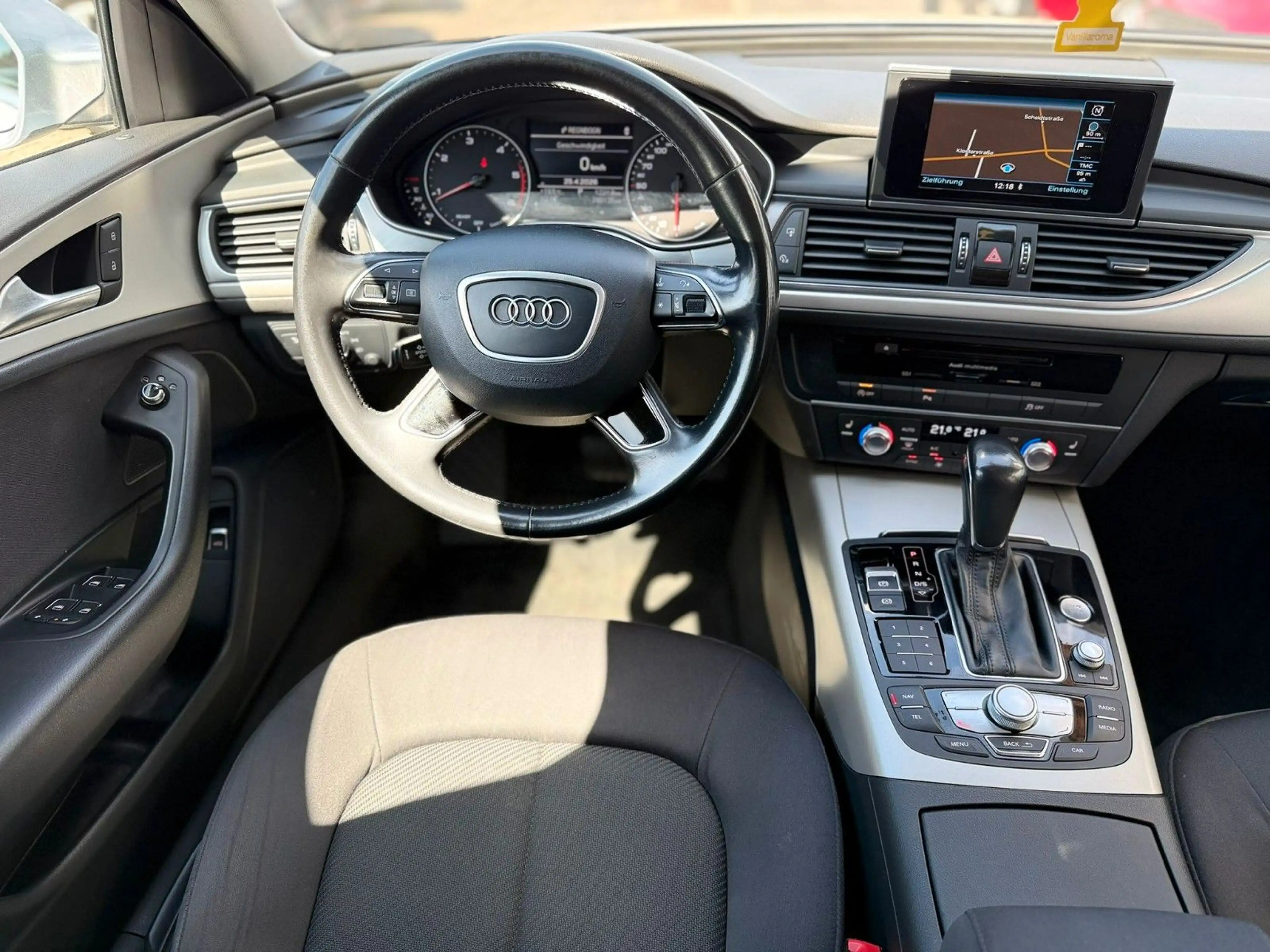 Audi A6 Avant 2.0 TDI ultra*KAMERA*AHK*TEMPOMAT*SHZG* — photo 10