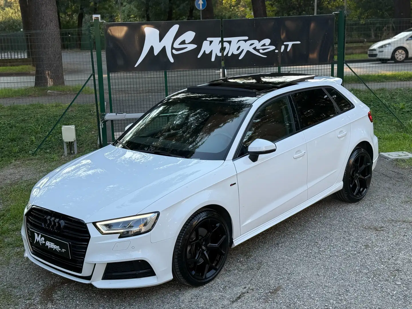 Audi A3 Sportback 35 2.0 tdi SLINE 150cv s-tronic TETTO Blanc - 2