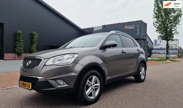 SsangYong Korando 2.0 XDI Quartz 4WD AIRCO TREKHAAK 2 X SLEUTELS
