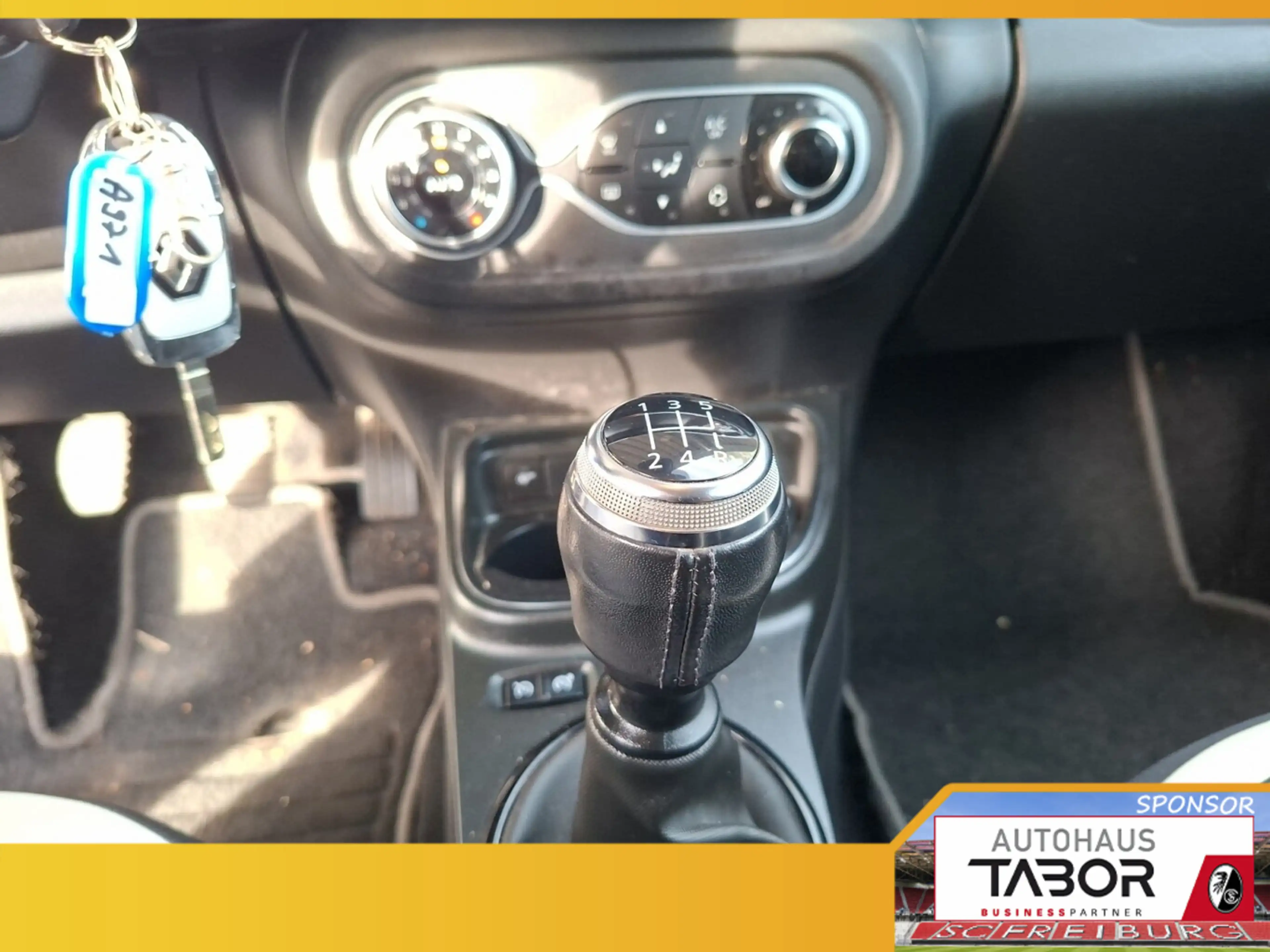 Renault Twingo 1.0 SCe 65 Urban Night Faltdach Nav PDC — photo 7