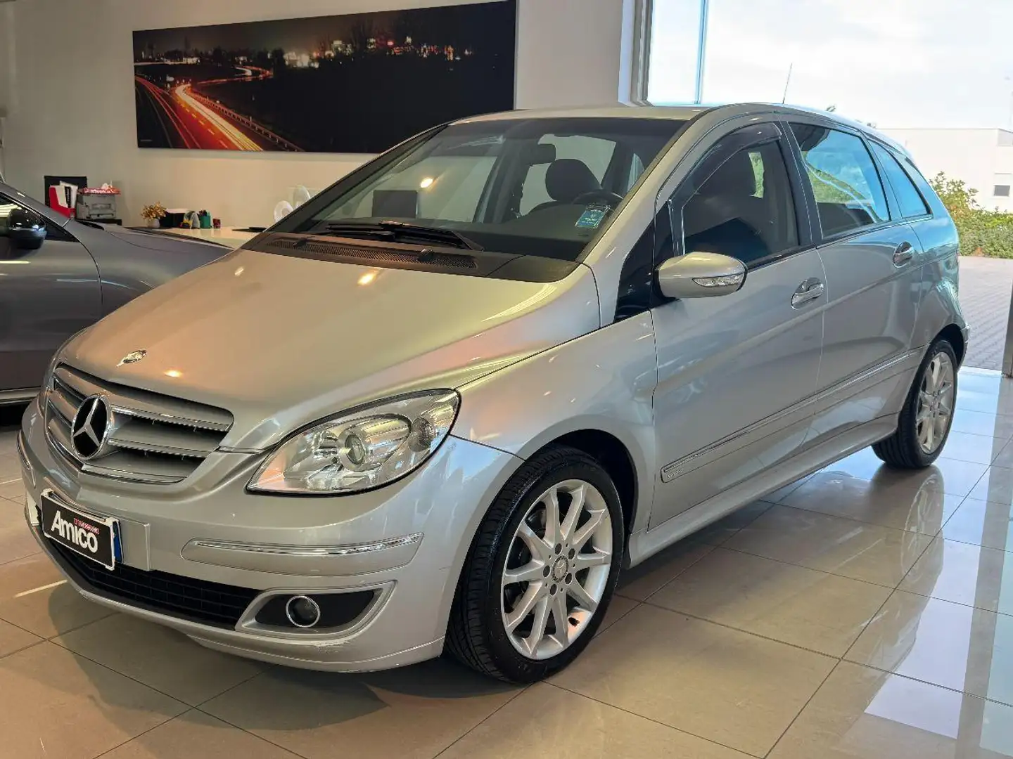 Mercedes-Benz B 180 CDI Sport Auto Solo 110.000km Grigio - 1