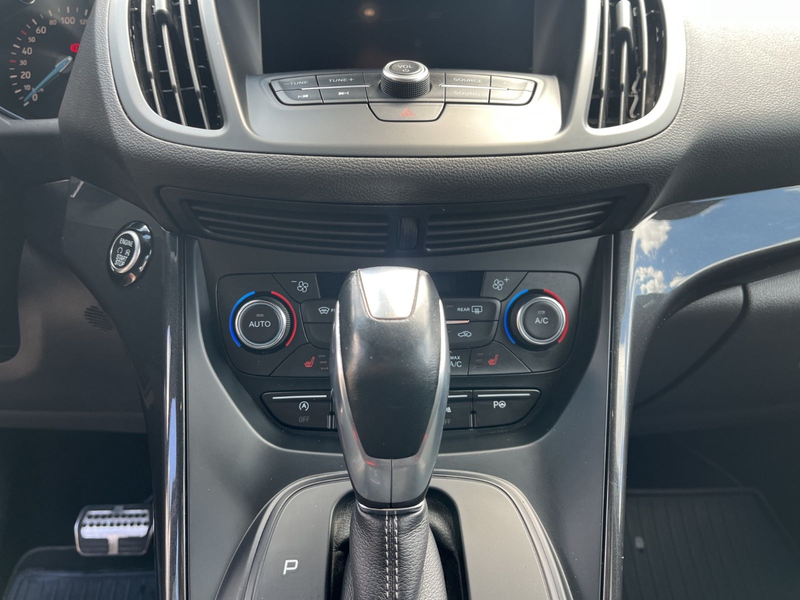 Ford Kuga ST-Line Allrad Autom Navi Cam — photo 13