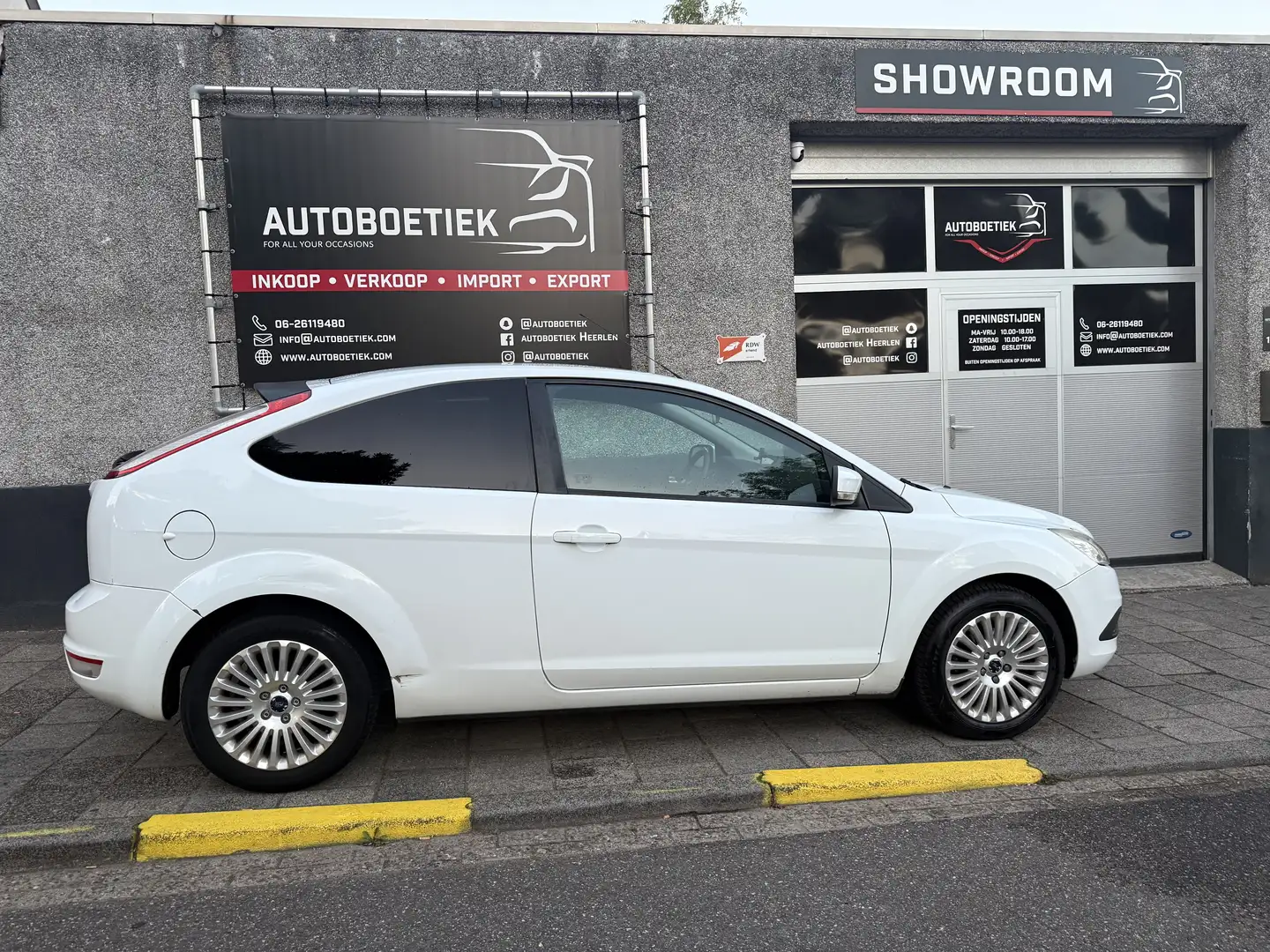 Ford Focus 1.4 Trend 2008 AIRCO/NW APK/LM VELGEN Wit - 1