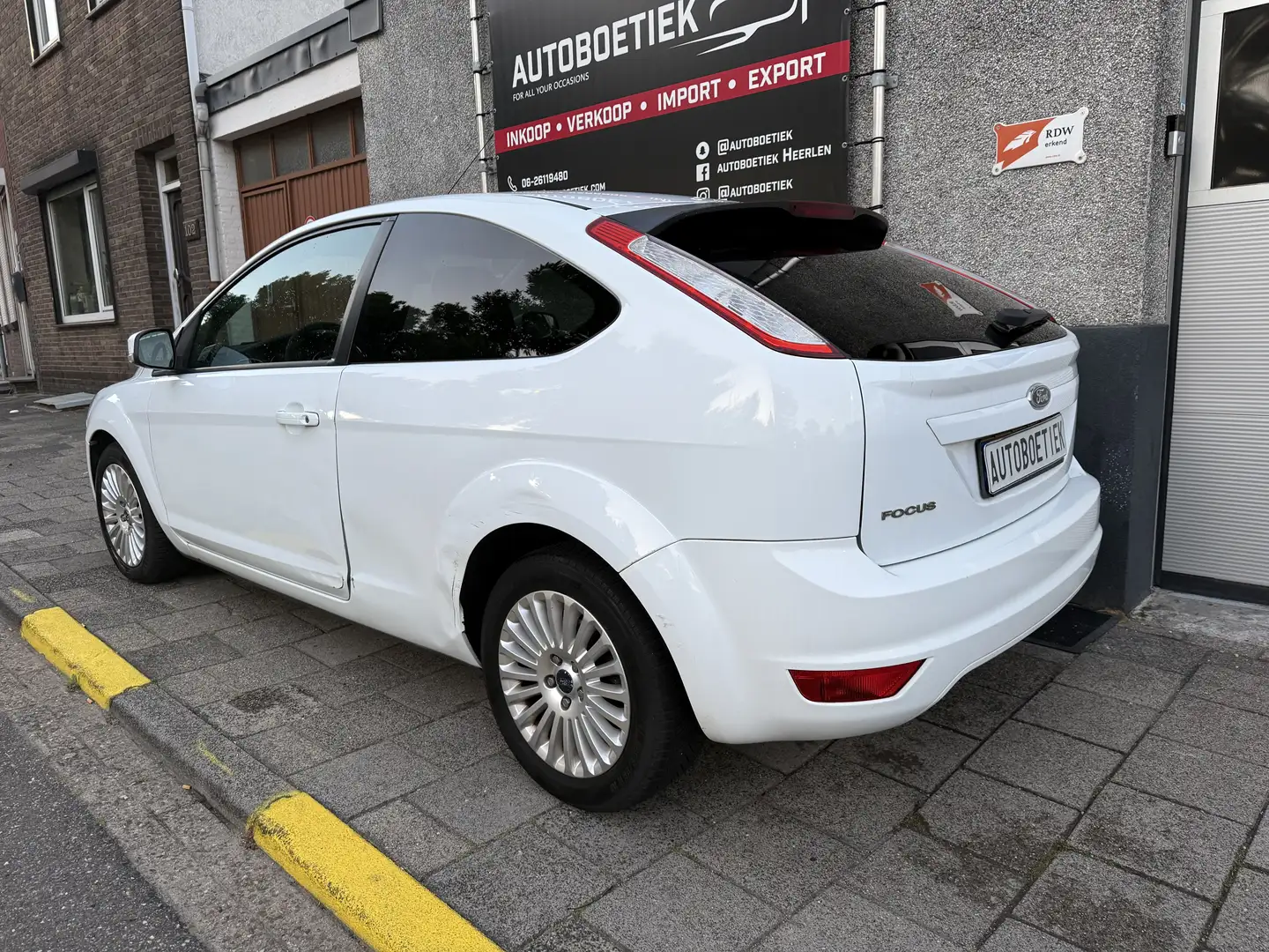 Ford Focus 1.4 Trend 2008 AIRCO/NW APK/LM VELGEN Wit - 2