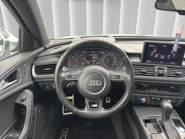 Audi A6 view 12