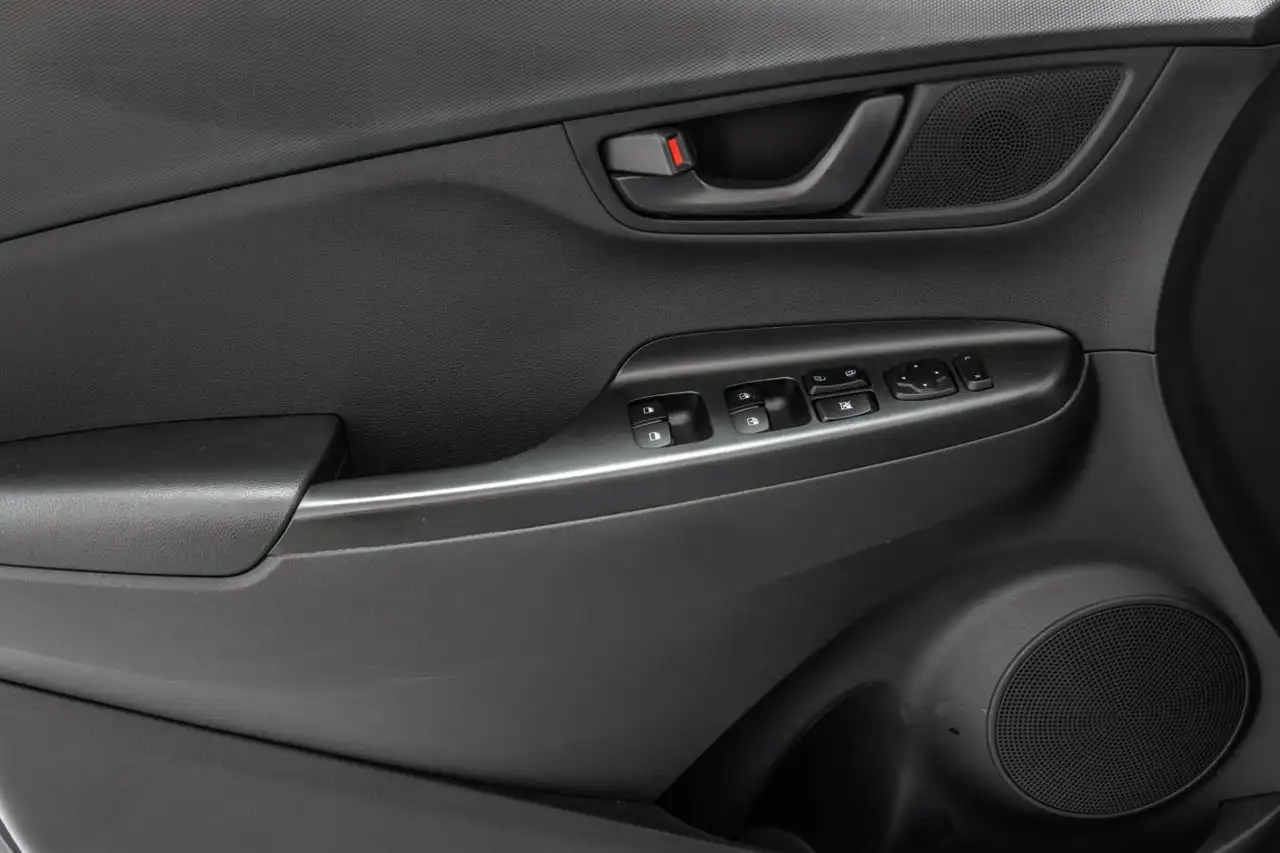 Hyundai KONA photo Hyundai KONA