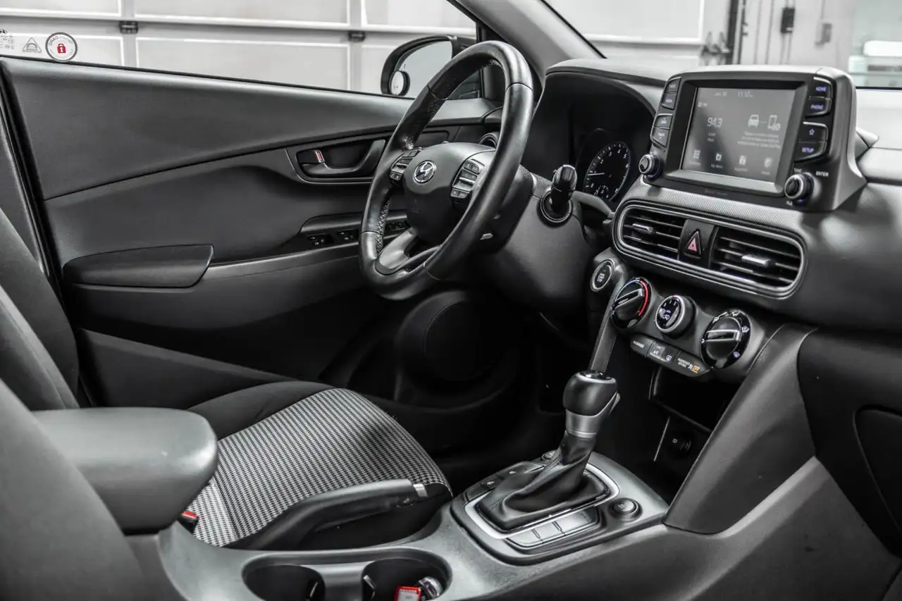 Hyundai KONA photo Hyundai KONA