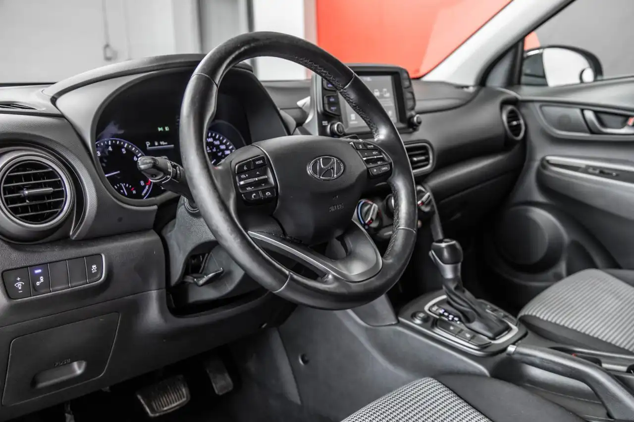 Hyundai KONA photo Hyundai KONA