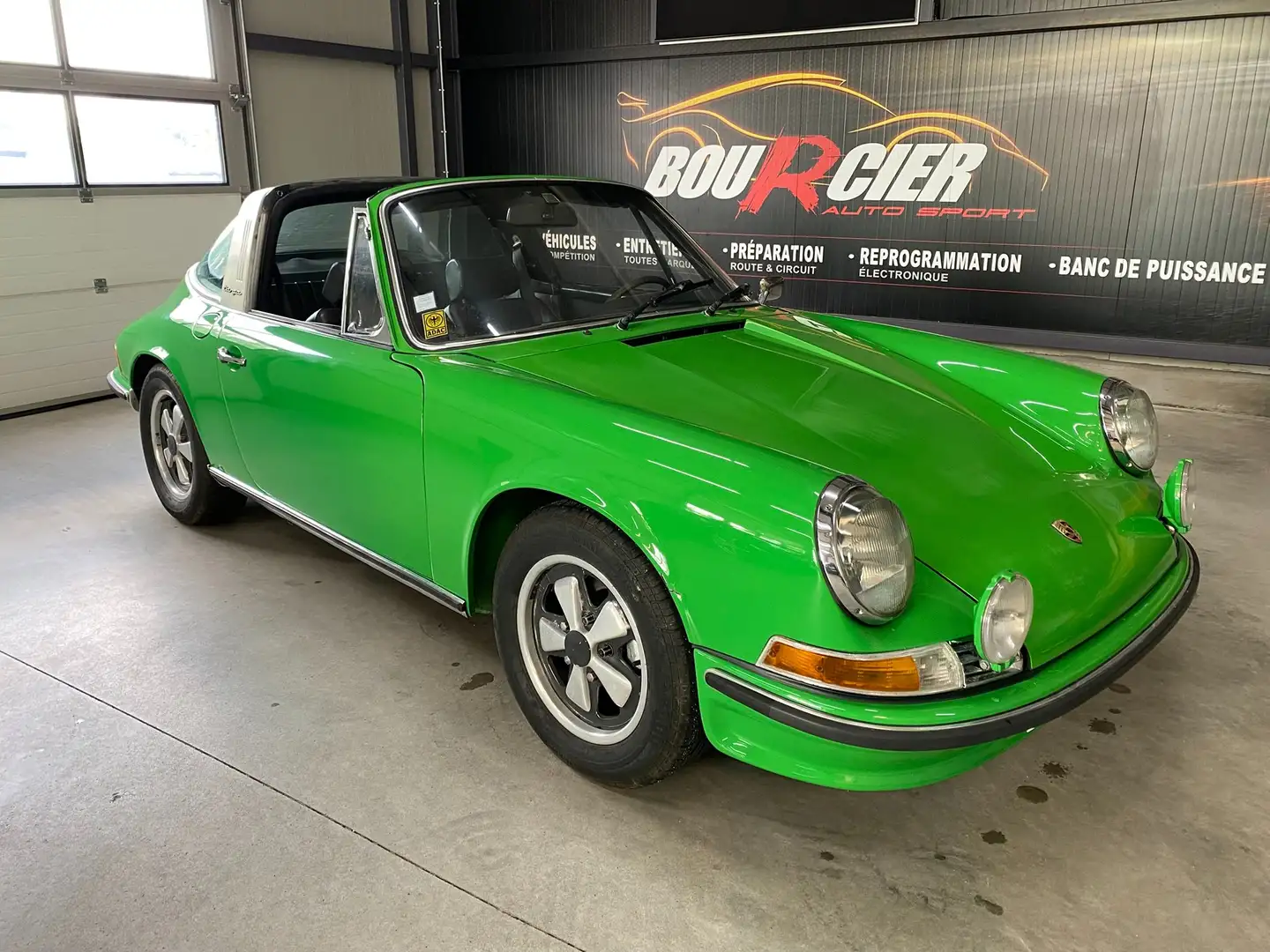 Porsche 911 2.4T Targa Vert - 1