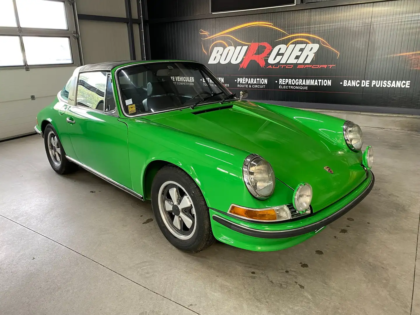 Porsche 911 2.4T Targa Vert - 2