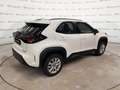 Toyota Yaris Cross 1.5 Hybrid 5p. E-CVT Active Weiß - thumbnail 16