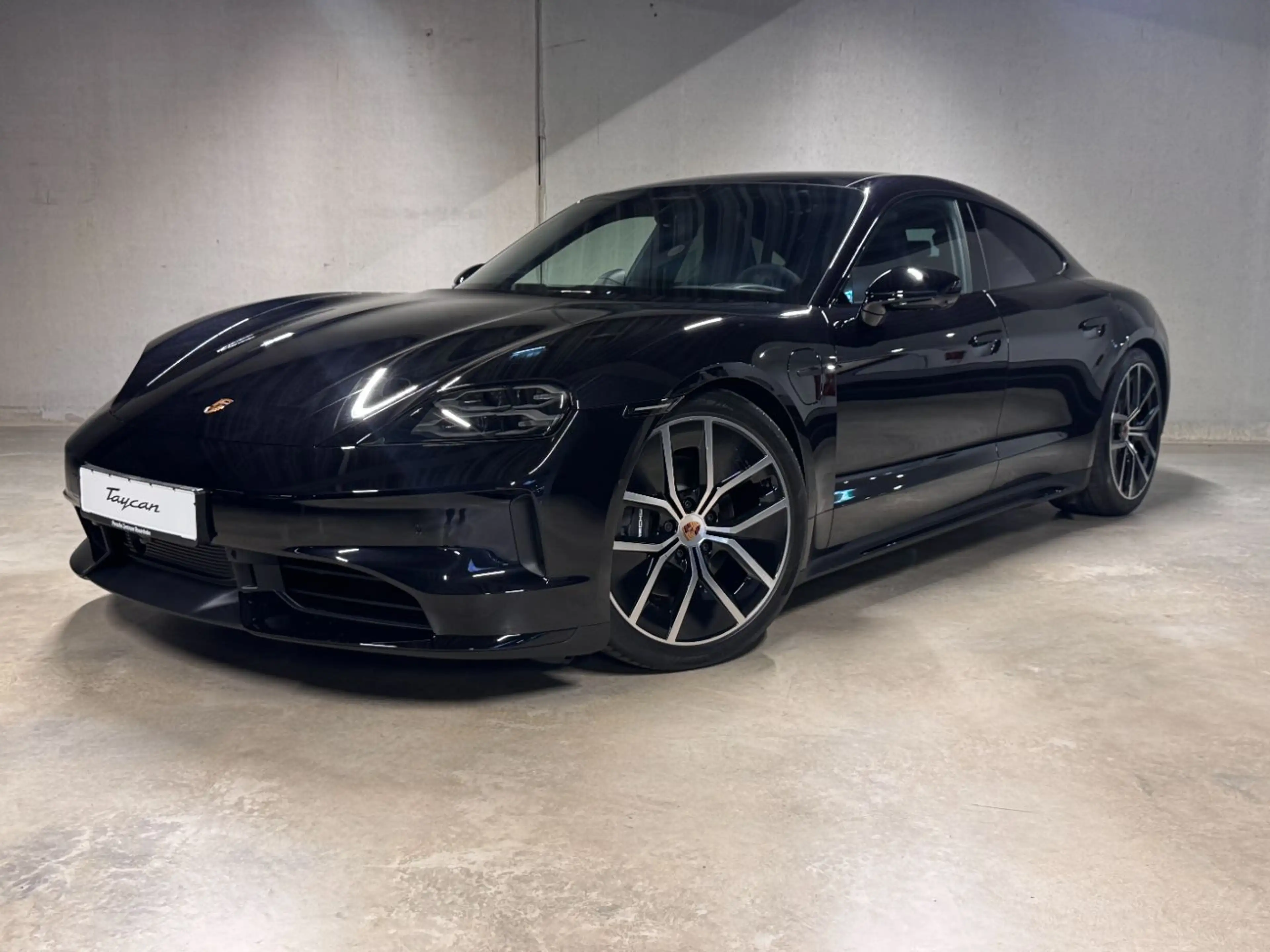 Porsche Taycan 4 Black Edition |HA-Lenkung |BOSE |Lederausstattun — photo 2
