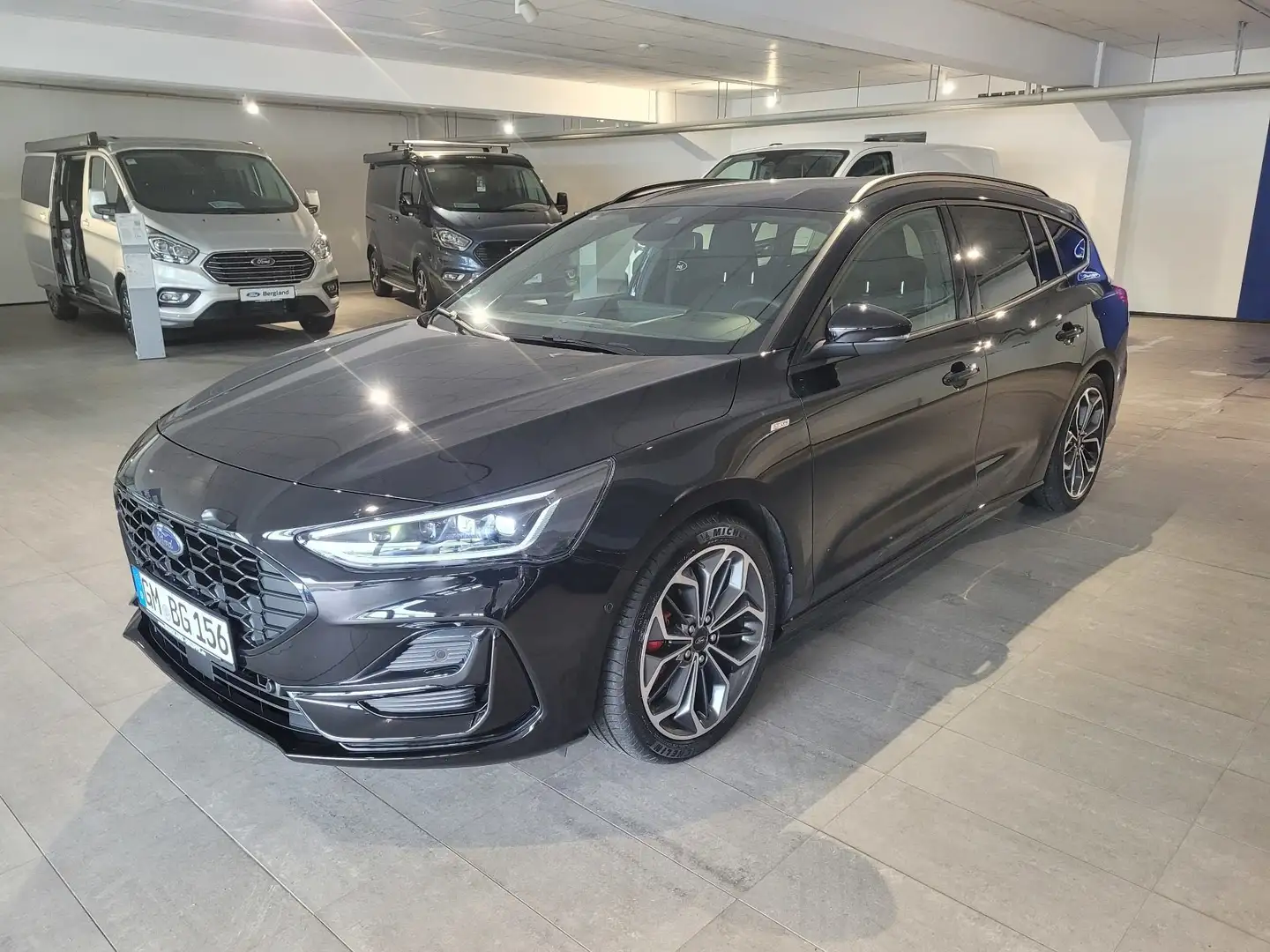 Ford Focus ST-LINE X Turnier 1.0T 155 PS MHEV Automatik Zwart - 2