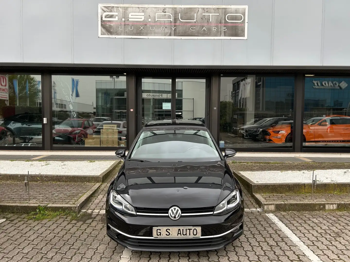Volkswagen Golf 5p 1.6 tdi Sport 115cv GRANDINATA Zwart - 2