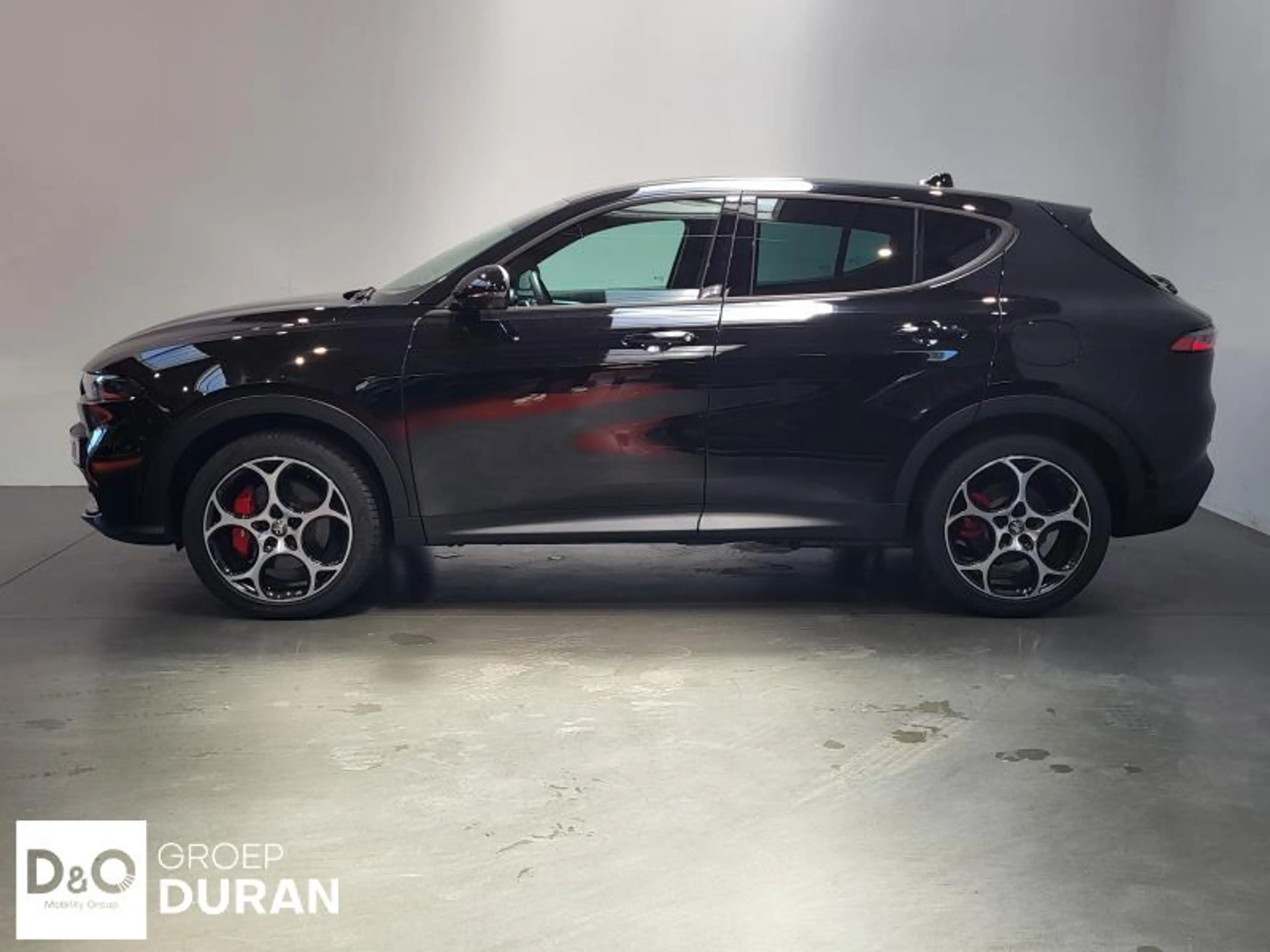 Alfa Romeo Tonale Sprint Plug-in Hybrid Q4 190 — photo 2