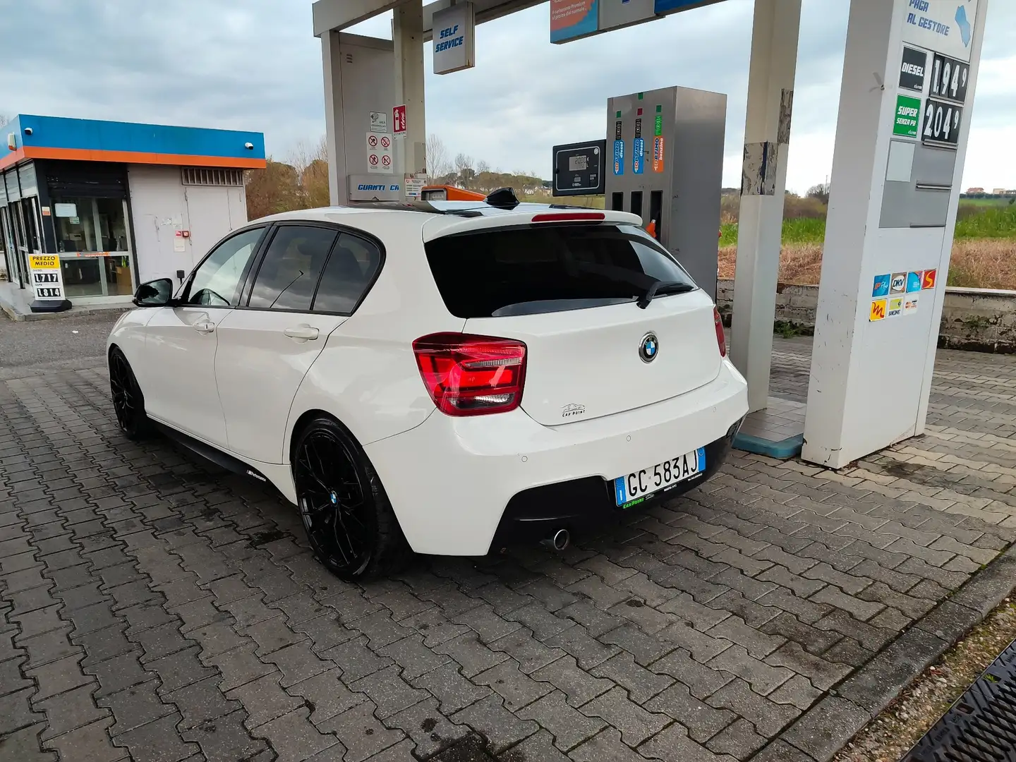 BMW 118 118d 5p Sport - 1