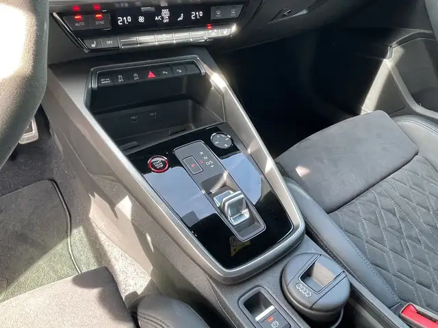 Audi RS3 view 15