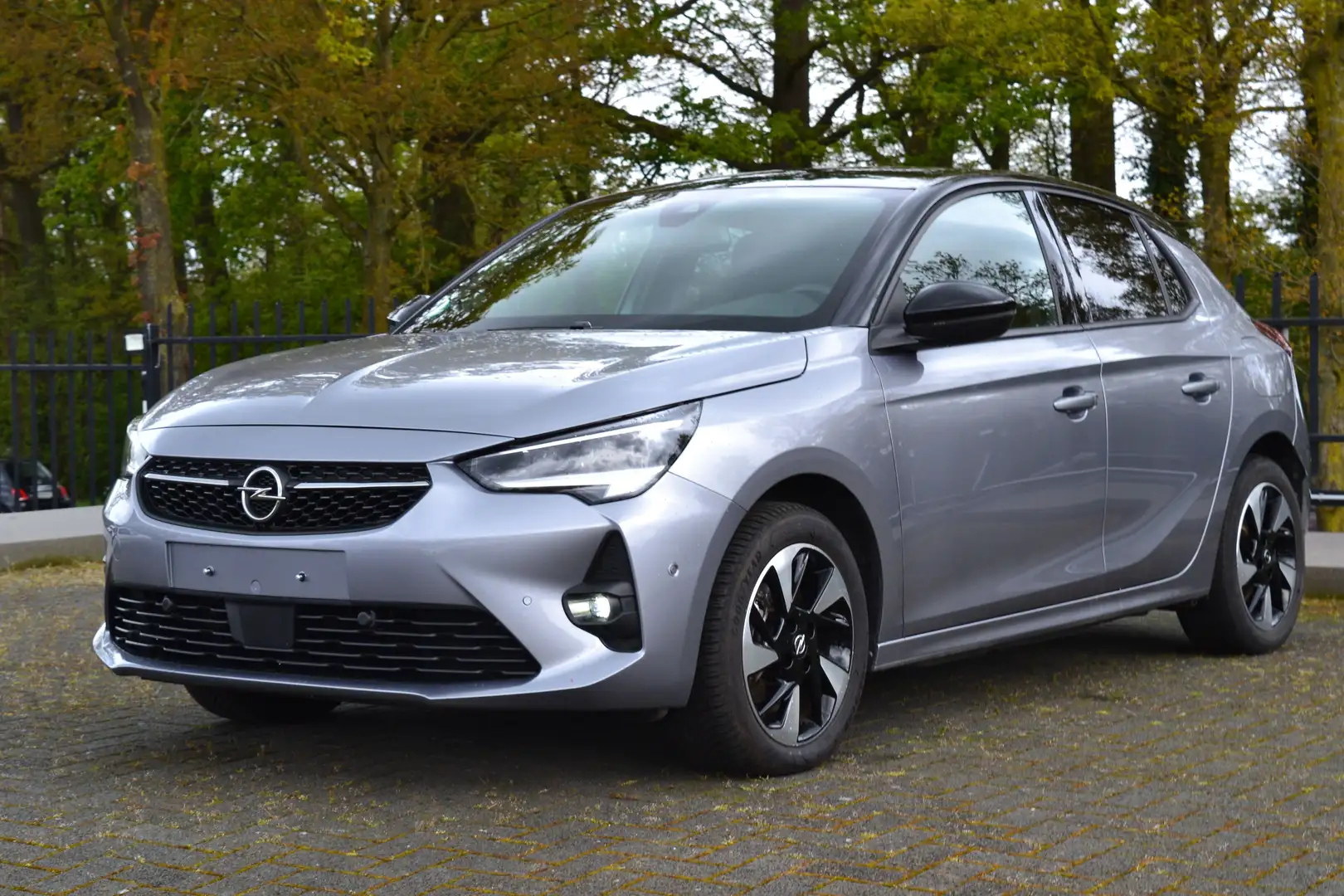 Opel Corsa-e GS-Line 3-Fase App Climate Grey - 1