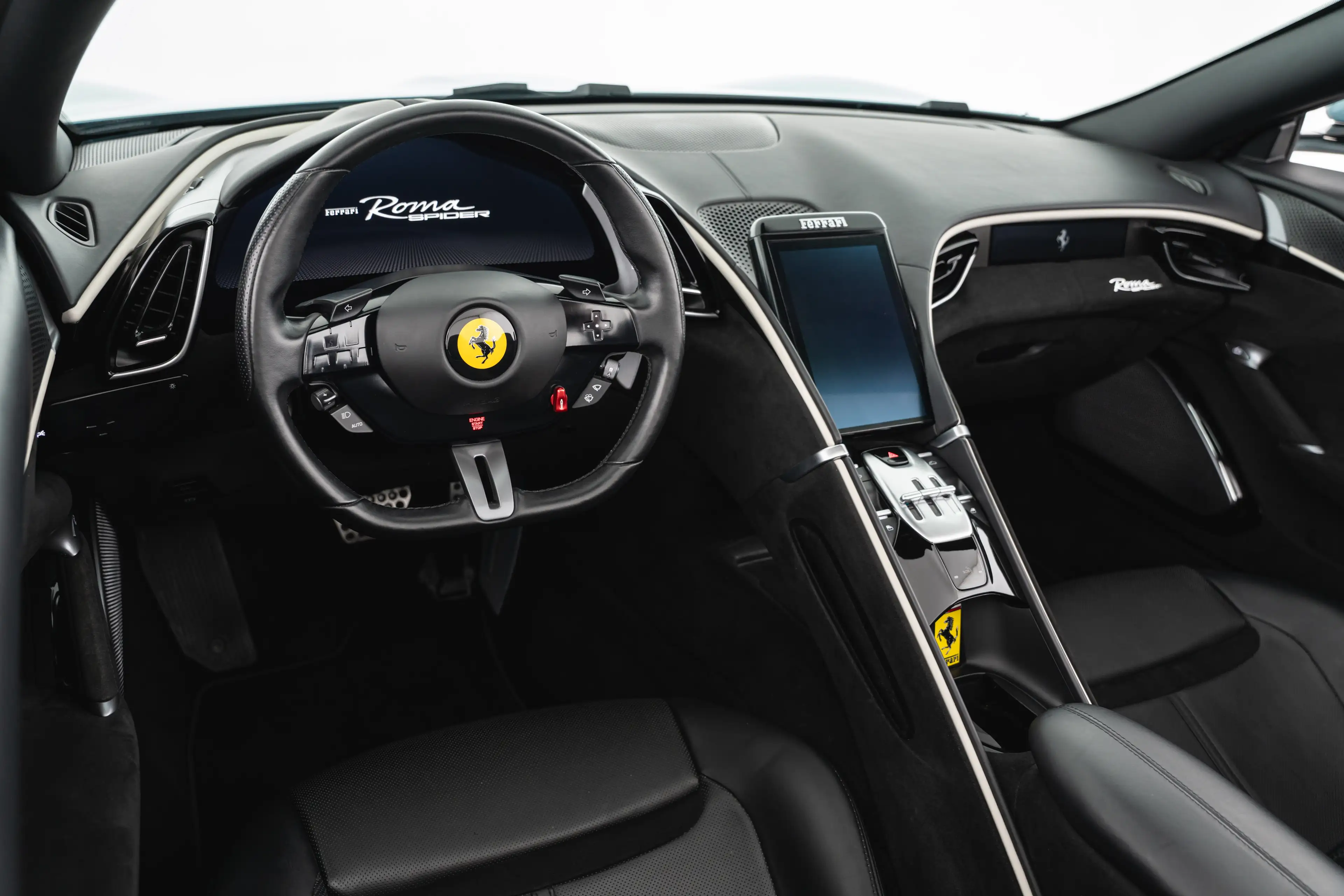 Ferrari Roma Roma Spider — photo 12