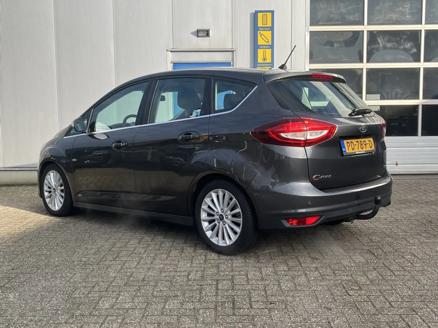 Ford C-Max 1.0 Titanium TREKHAAK! TECHPACK! Gris - 2