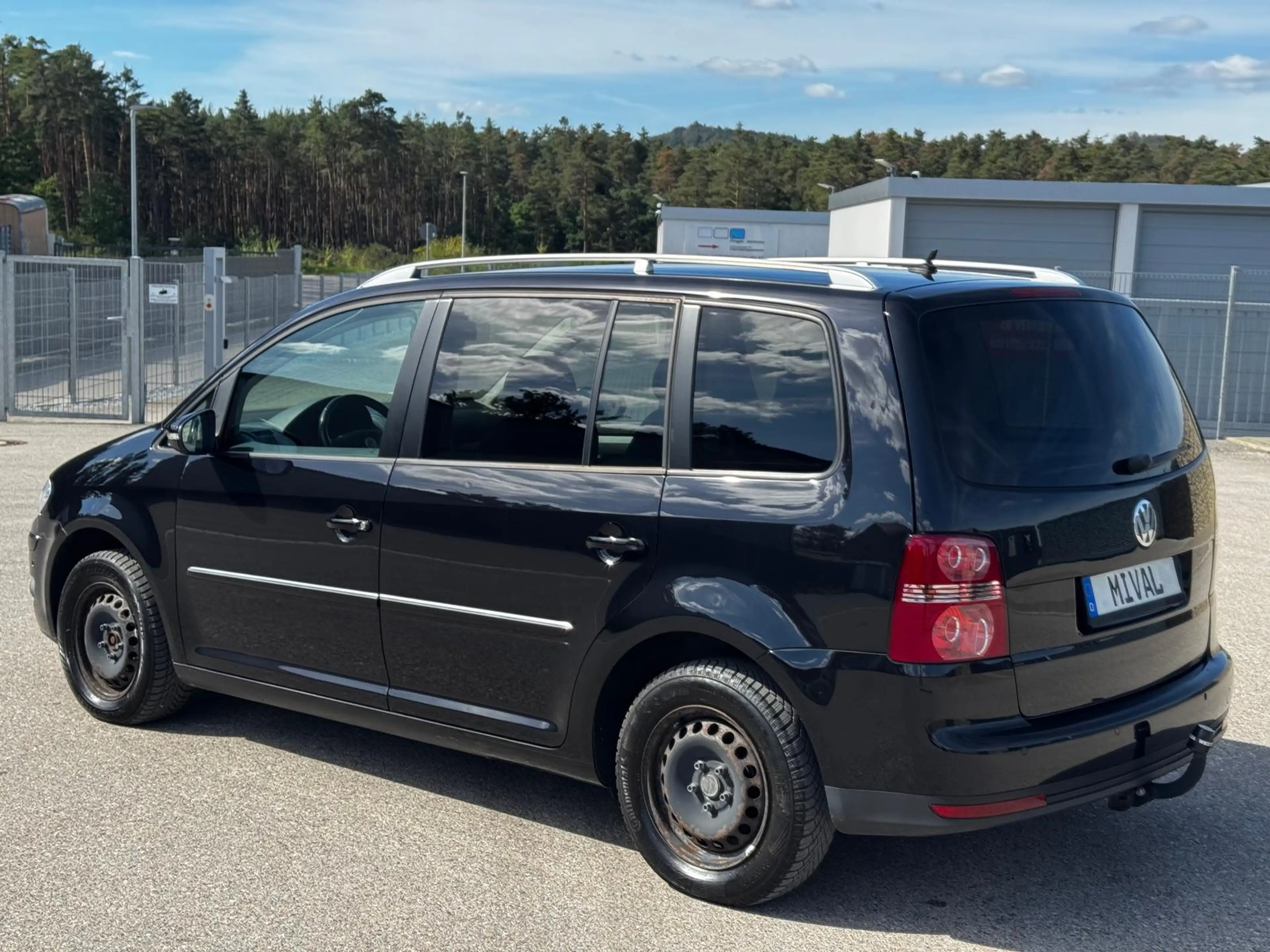 Volkswagen Touran 1.4/Automatik/TÜV Neu/Service Neu — photo 5