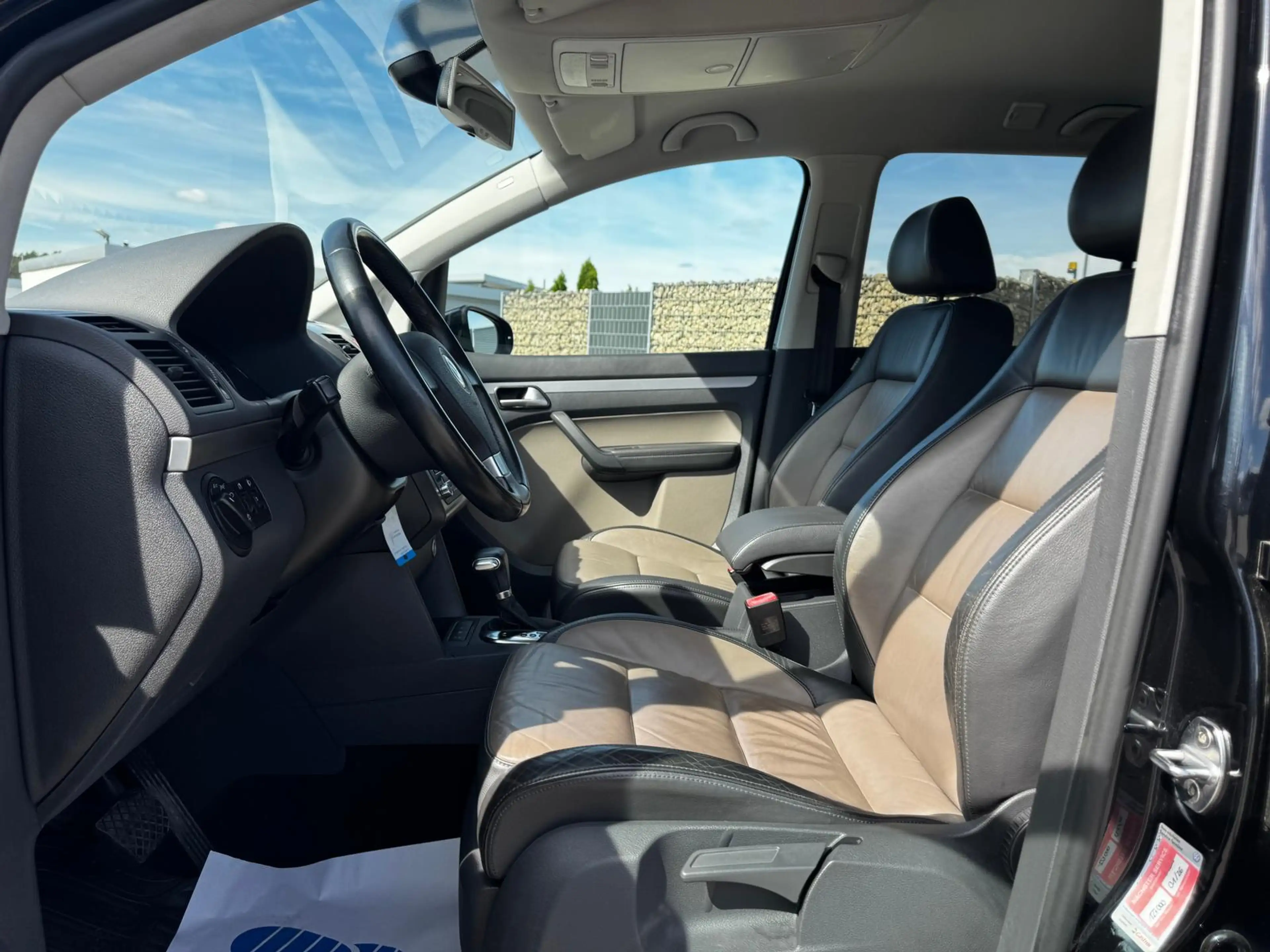 Volkswagen Touran 1.4/Automatik/TÜV Neu/Service Neu — photo 11