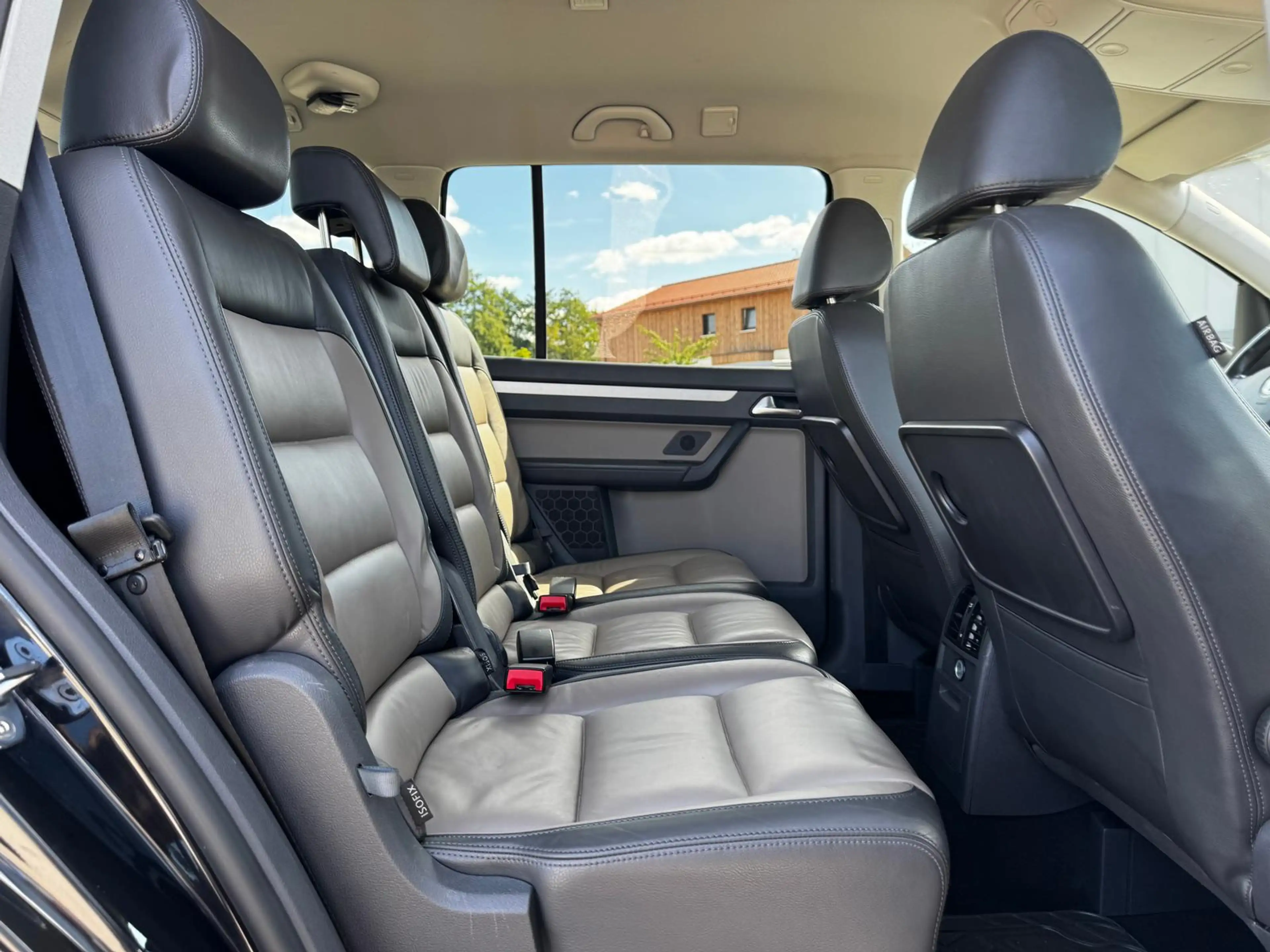 Volkswagen Touran 1.4/Automatik/TÜV Neu/Service Neu — photo 14