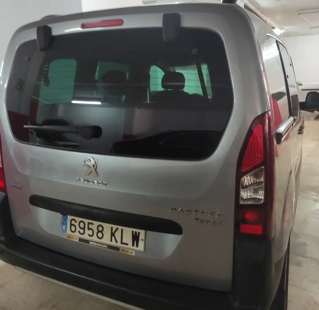 Peugeot Partner Tepee 1.6 Access Gris - 2