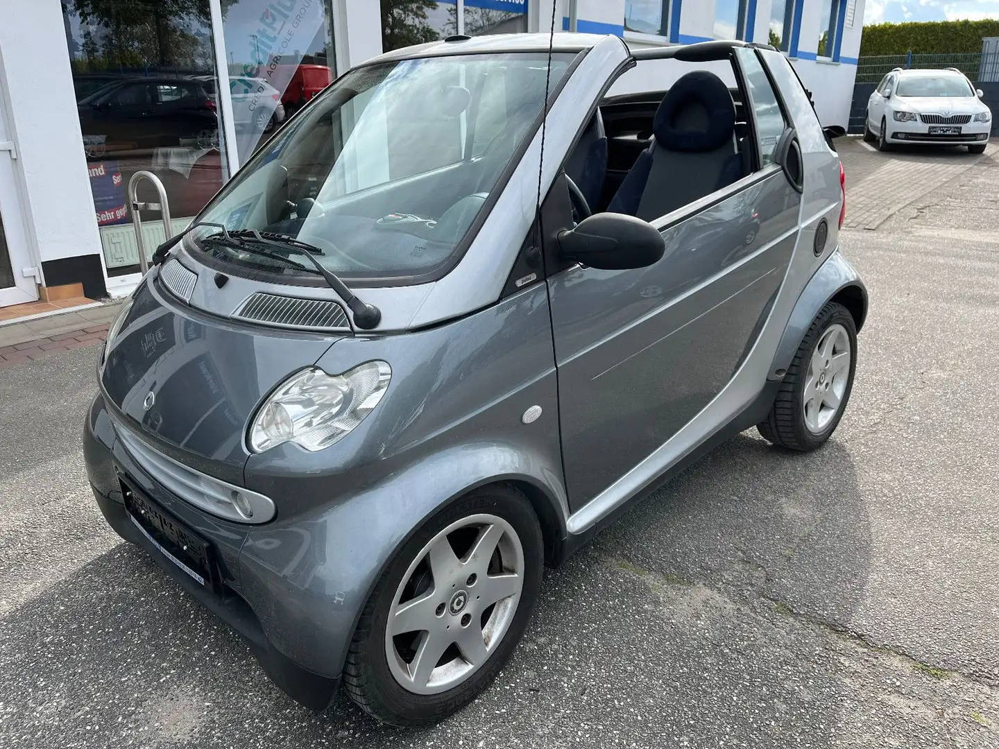 smart forTwo fortwo cabrio*Pulse*Klima/elektr. Verdeck Argent - 1