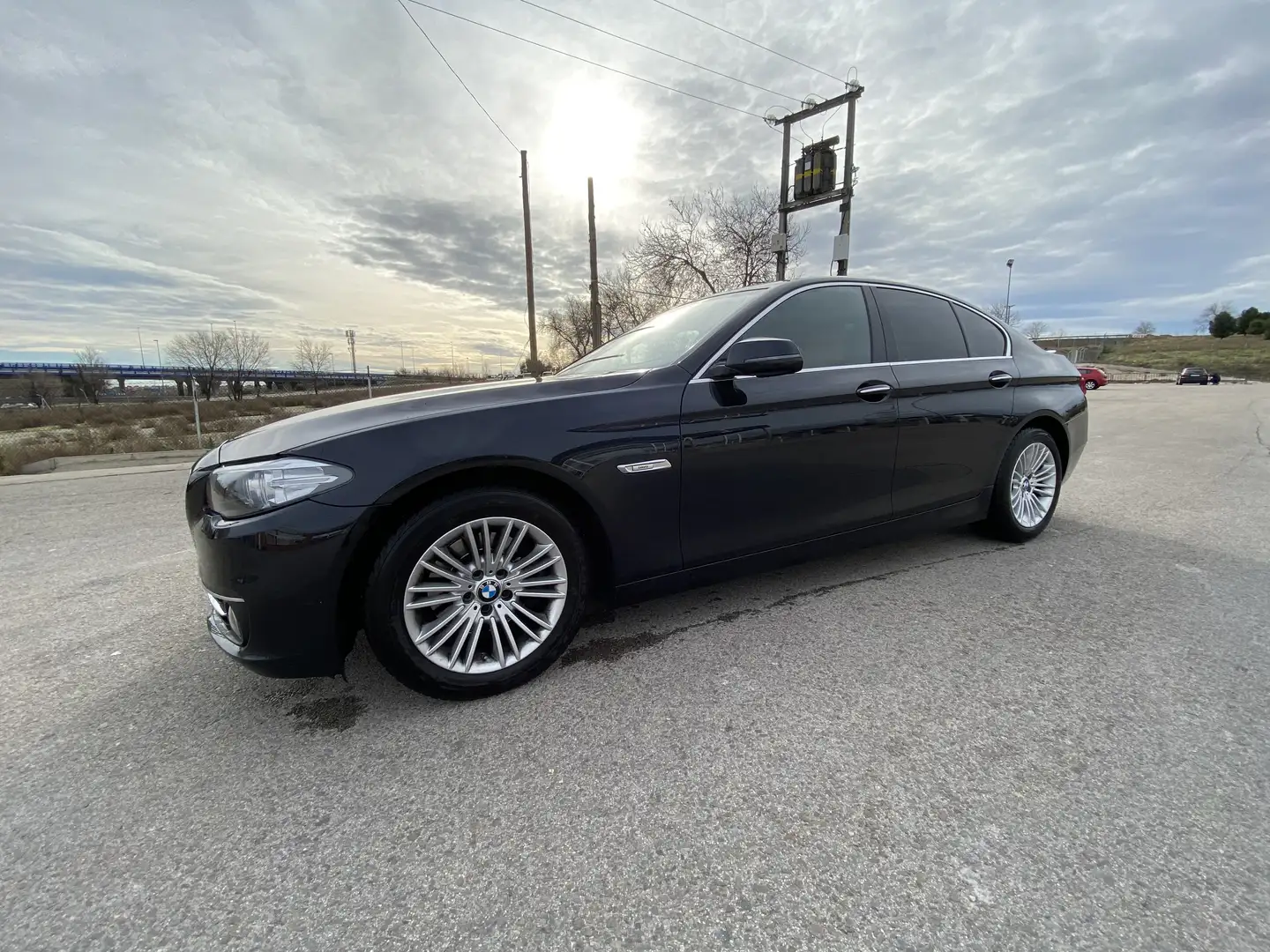 BMW 520 520dA Luxury - 2