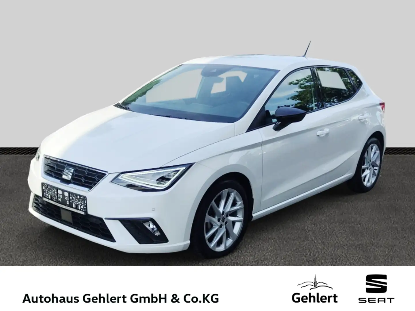SEAT Ibiza FR 1.0 TSI Navi Digitales Cockpit LED Apple CarPla Weiß - 1