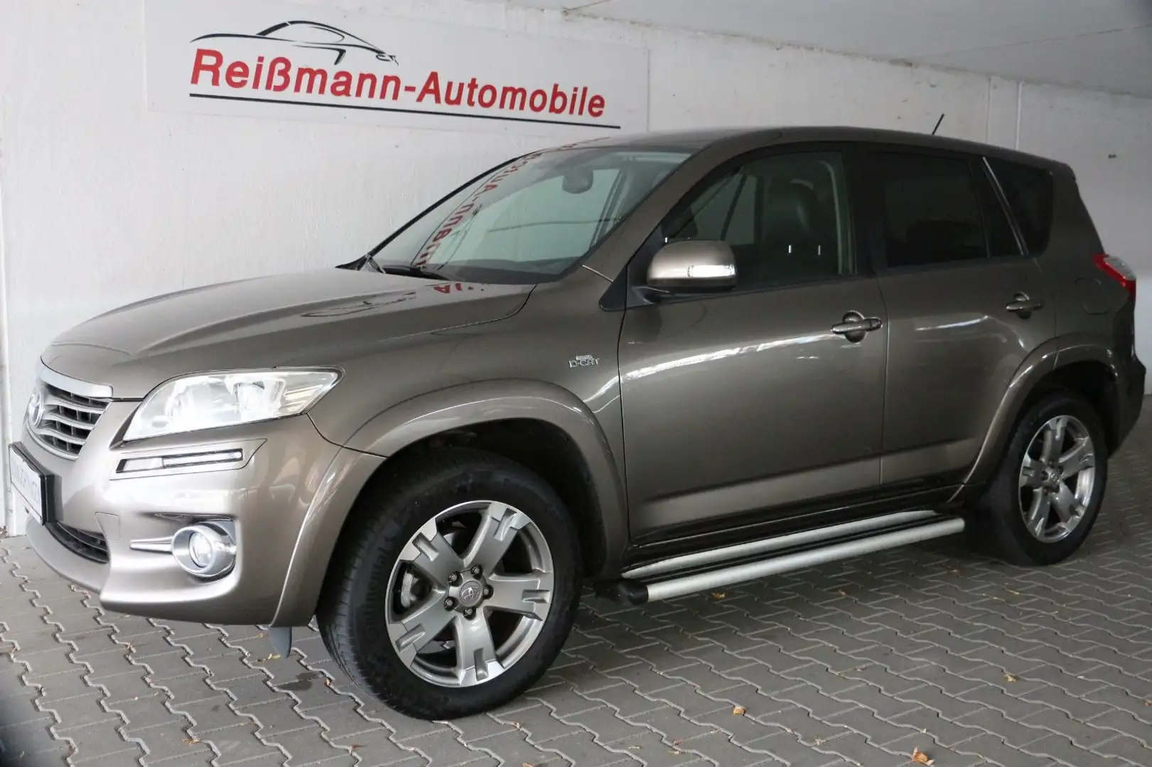 Toyota RAV 4 Executive, Leder, Navi, 4x4 Braun - 1