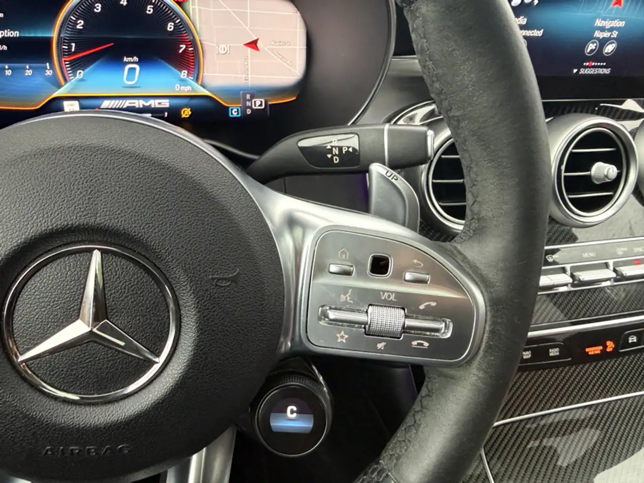 Mercedes-Benz GLC снимка Mercedes-Benz GLC