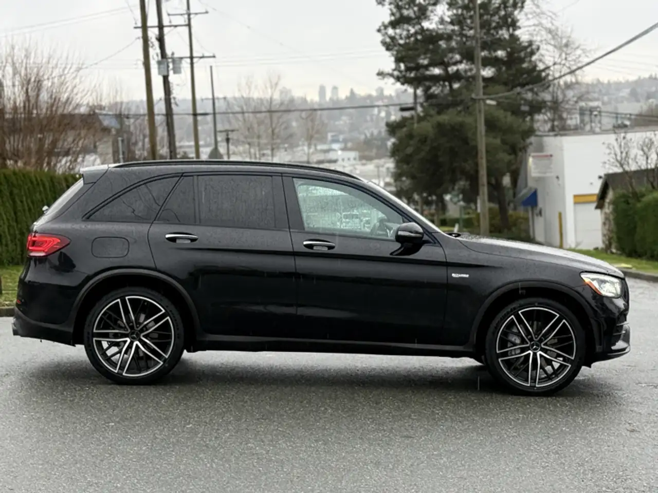 Mercedes-Benz GLC снимка Mercedes-Benz GLC