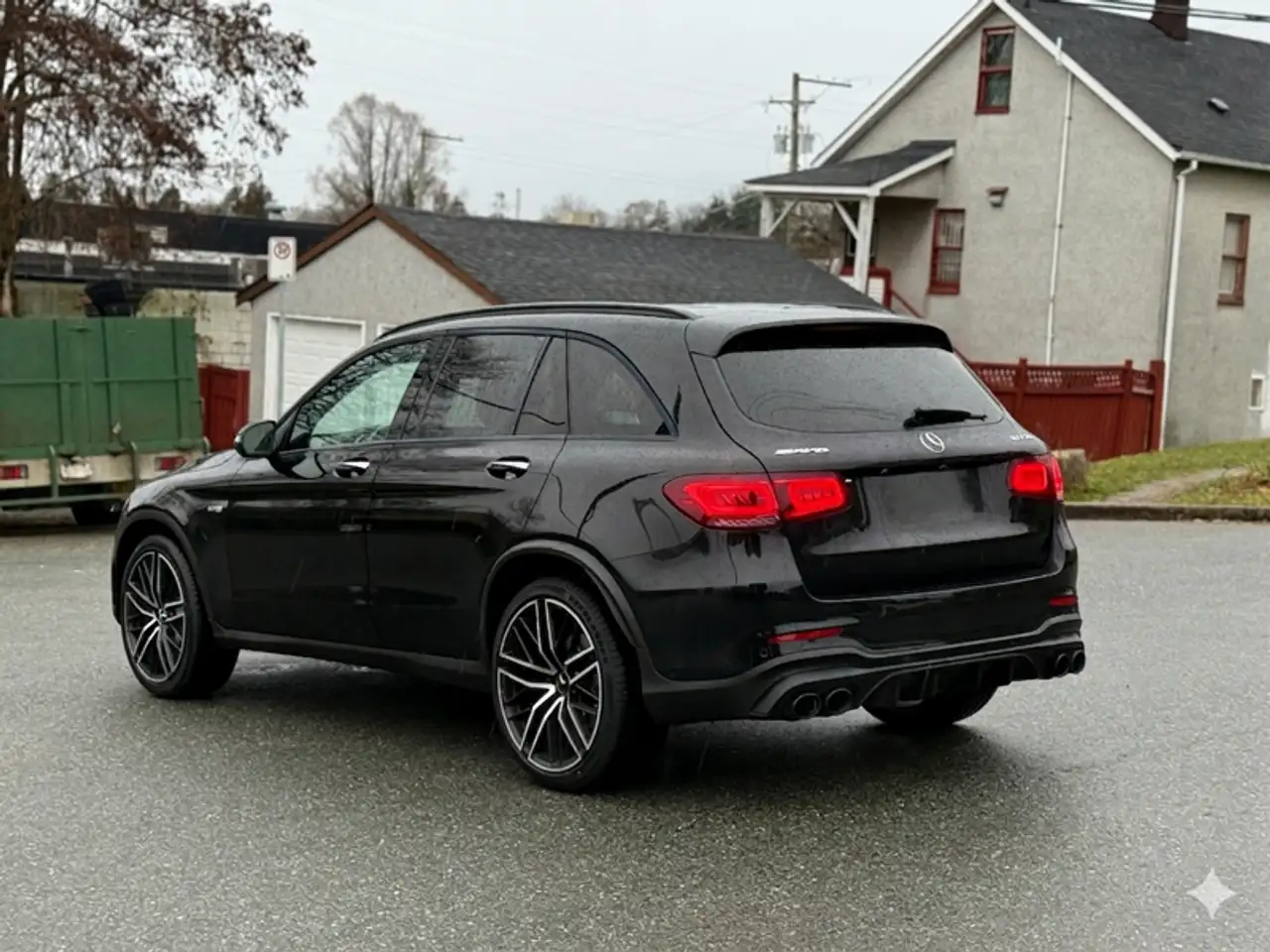 Mercedes-Benz GLC снимка Mercedes-Benz GLC