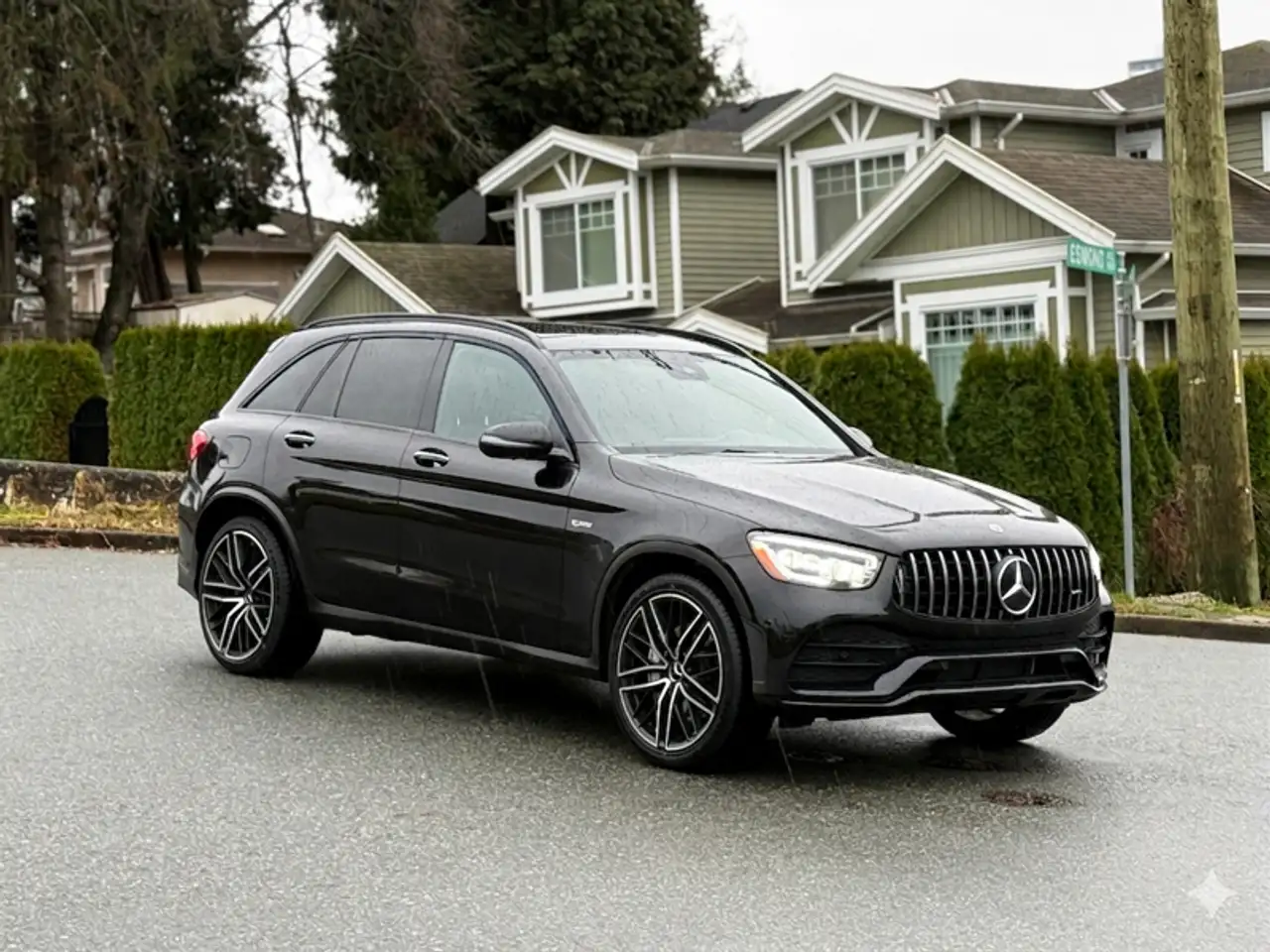 Mercedes-Benz GLC снимка Mercedes-Benz GLC