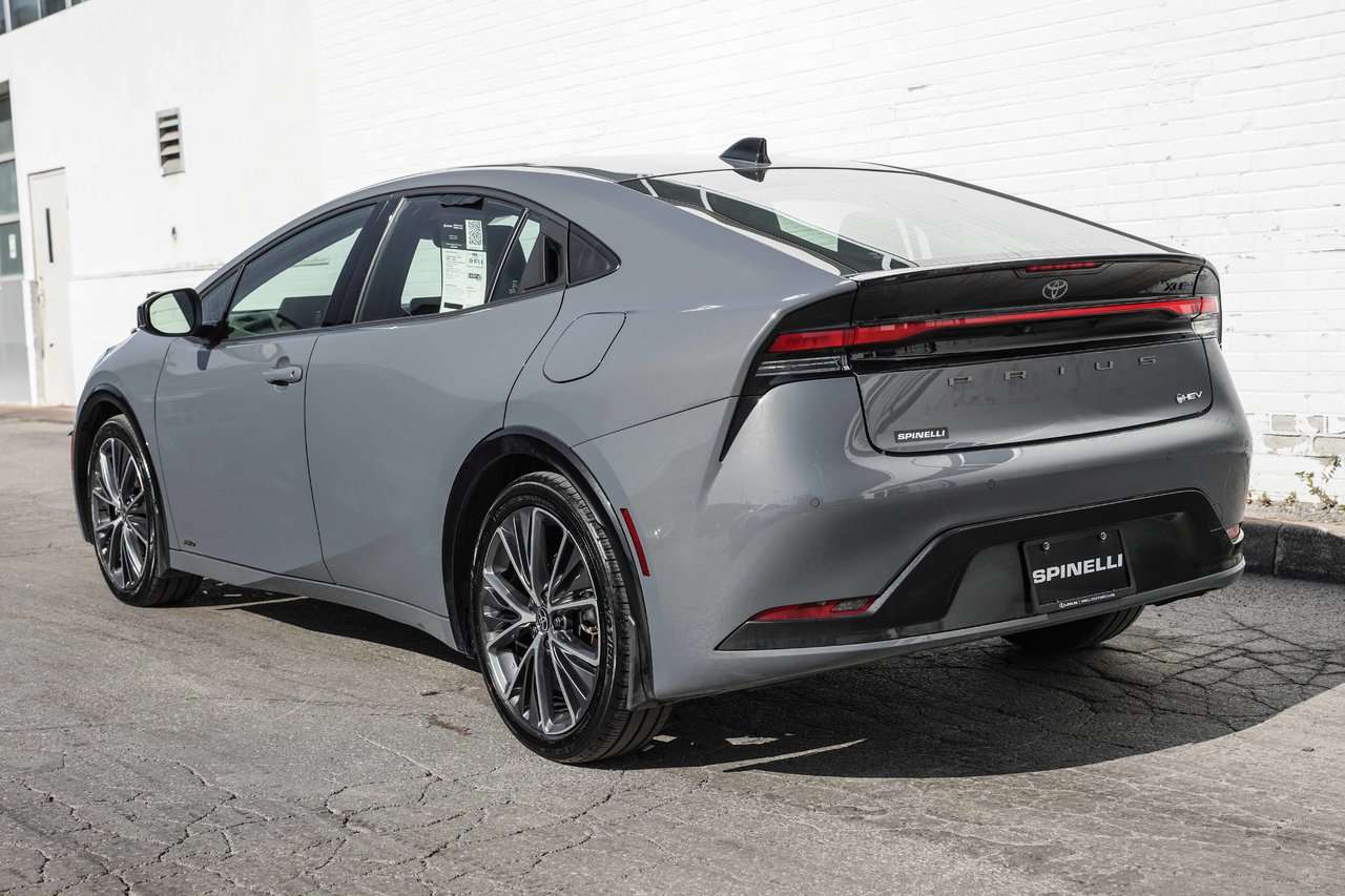 2026 Toyota Prius **XLE AWD** — снимка 5