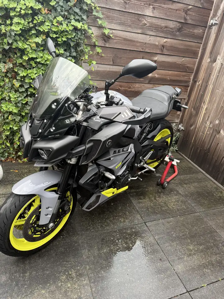 Yamaha MT-10