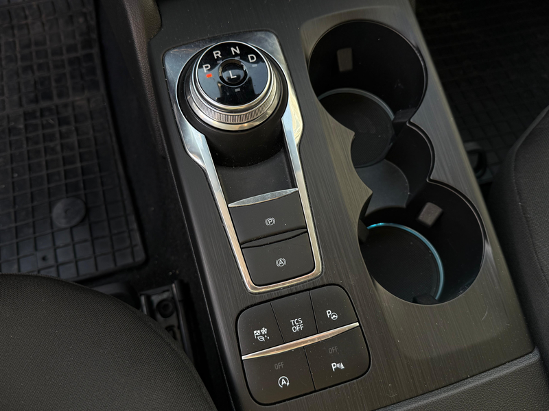 Ford Focus 2.0 EB Cool & Connect LED+NAVI+SHZ+KAM+ACC — photo 10