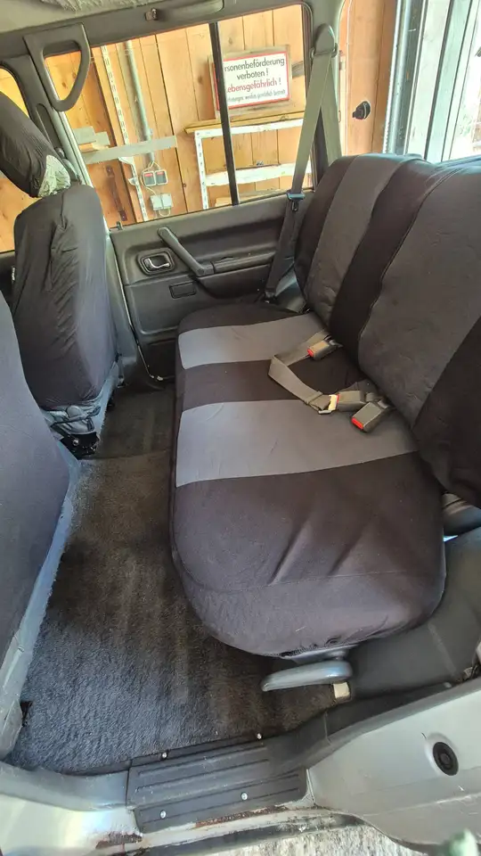 Mitsubishi Pajero Wagon GL 2,5 TDGL, foto 4