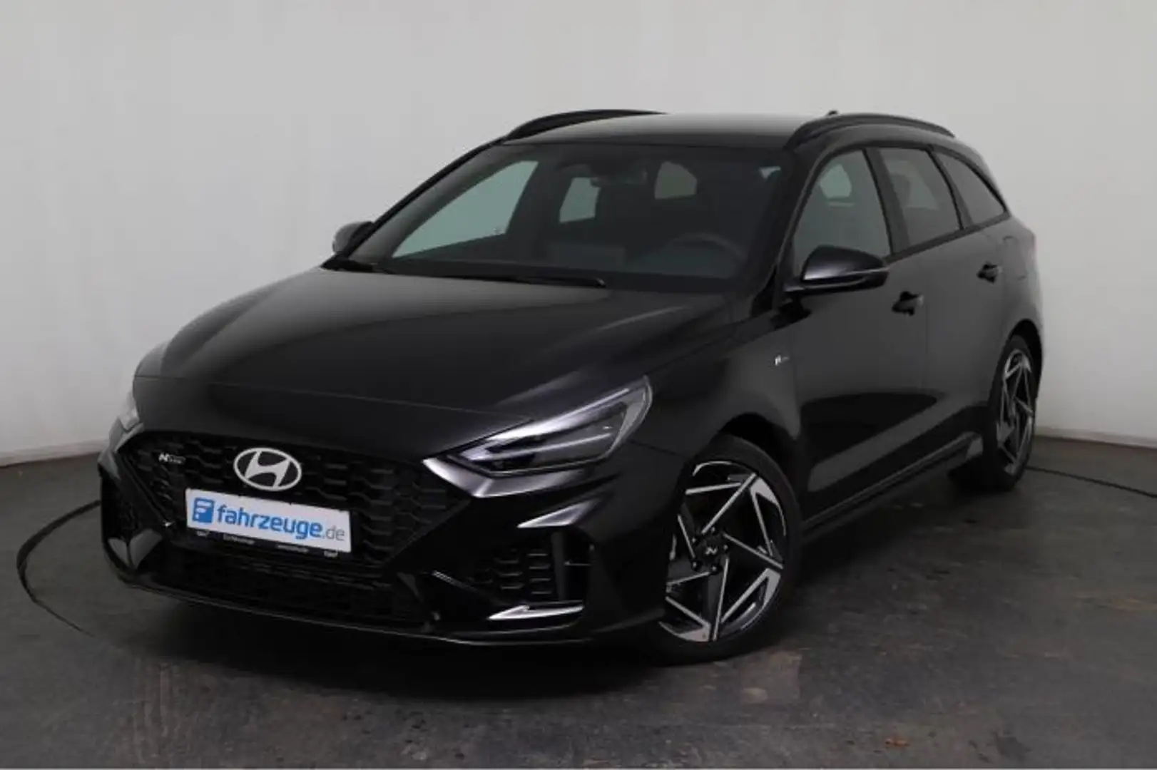 Hyundai i30 Kombi N-Line (N-Line) 1,5 T-GDi 103 kW (140 PS)... Schwarz - 1