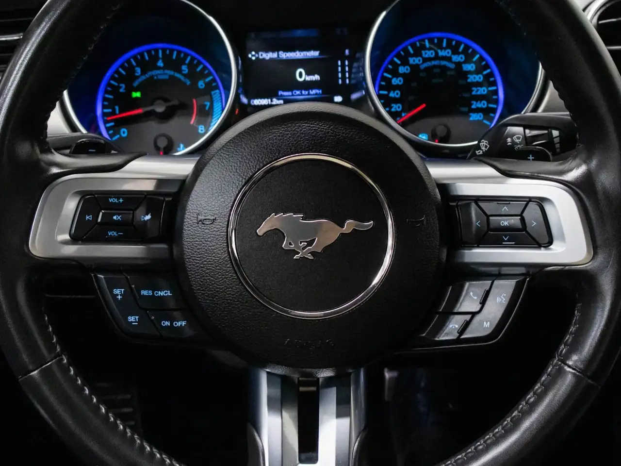 Ford Mustang снимка Ford Mustang
