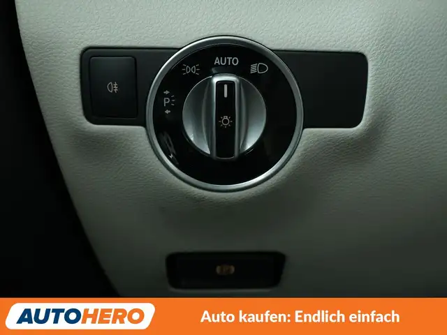 Mercedes-Benz B-Class view 29