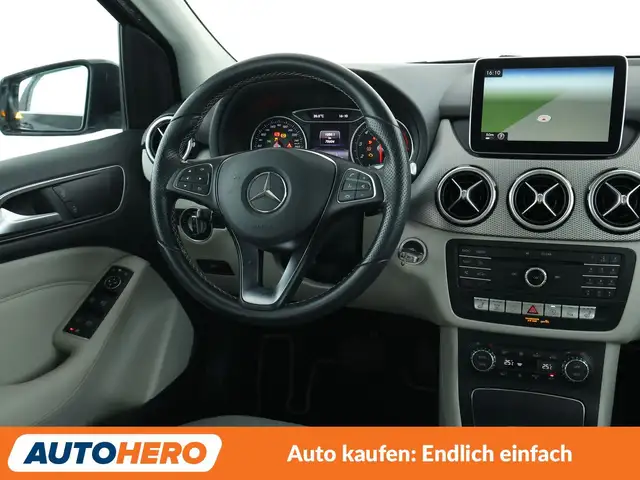 Mercedes-Benz B-Class view 13