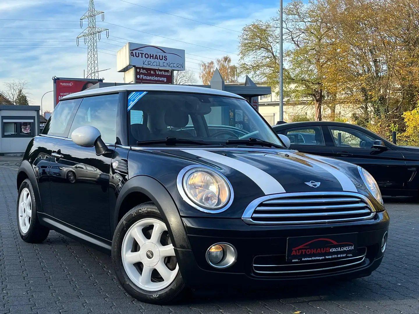 MINI One Cooper Pepper 1,6 Scheckh. Klimaaut. SHZ HU/AU NEU Schwarz - 1