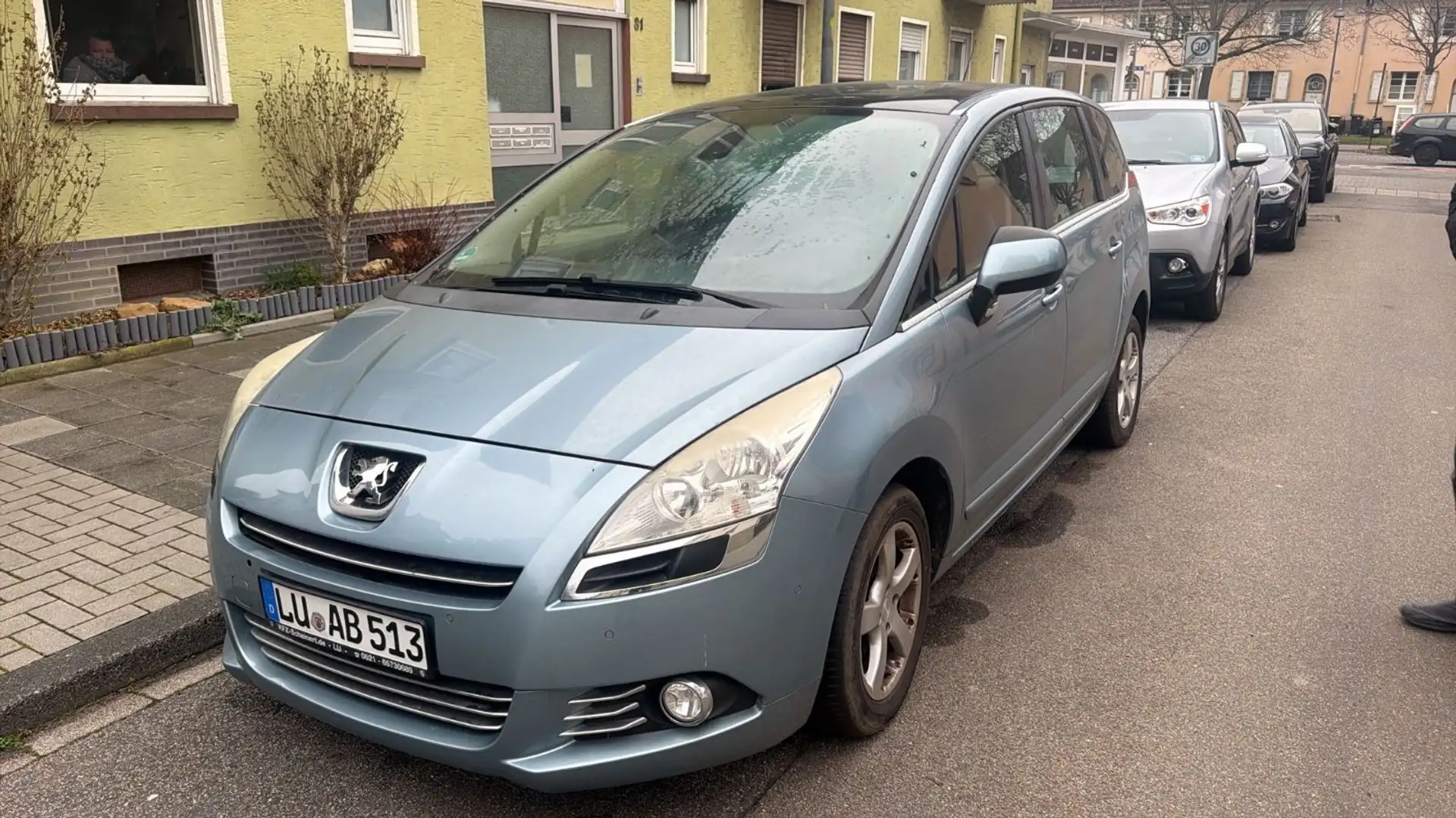 Peugeot 5008 Premium Blau - 1